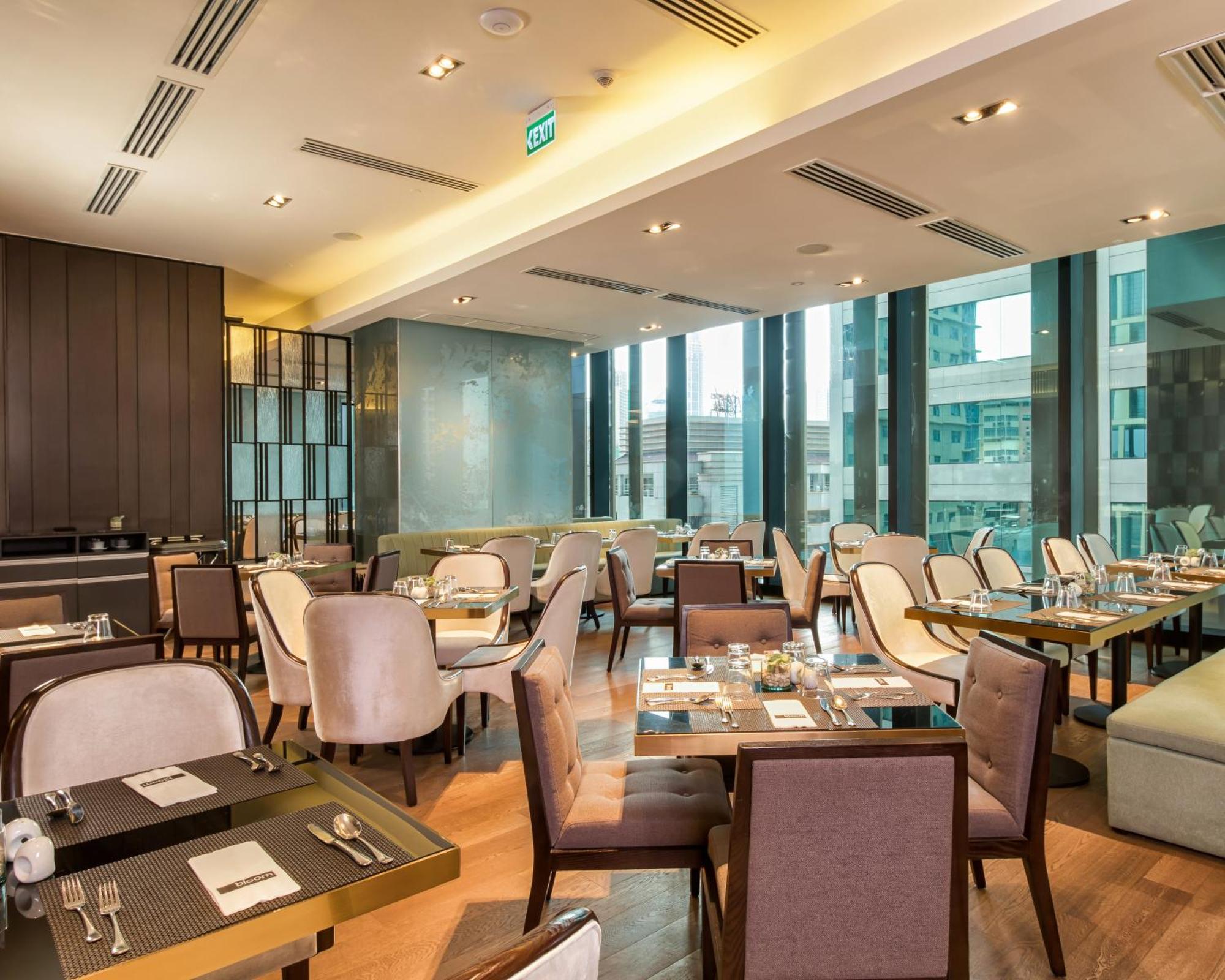 Hotel Oakwood Makati Avenue Makati City Exterior foto